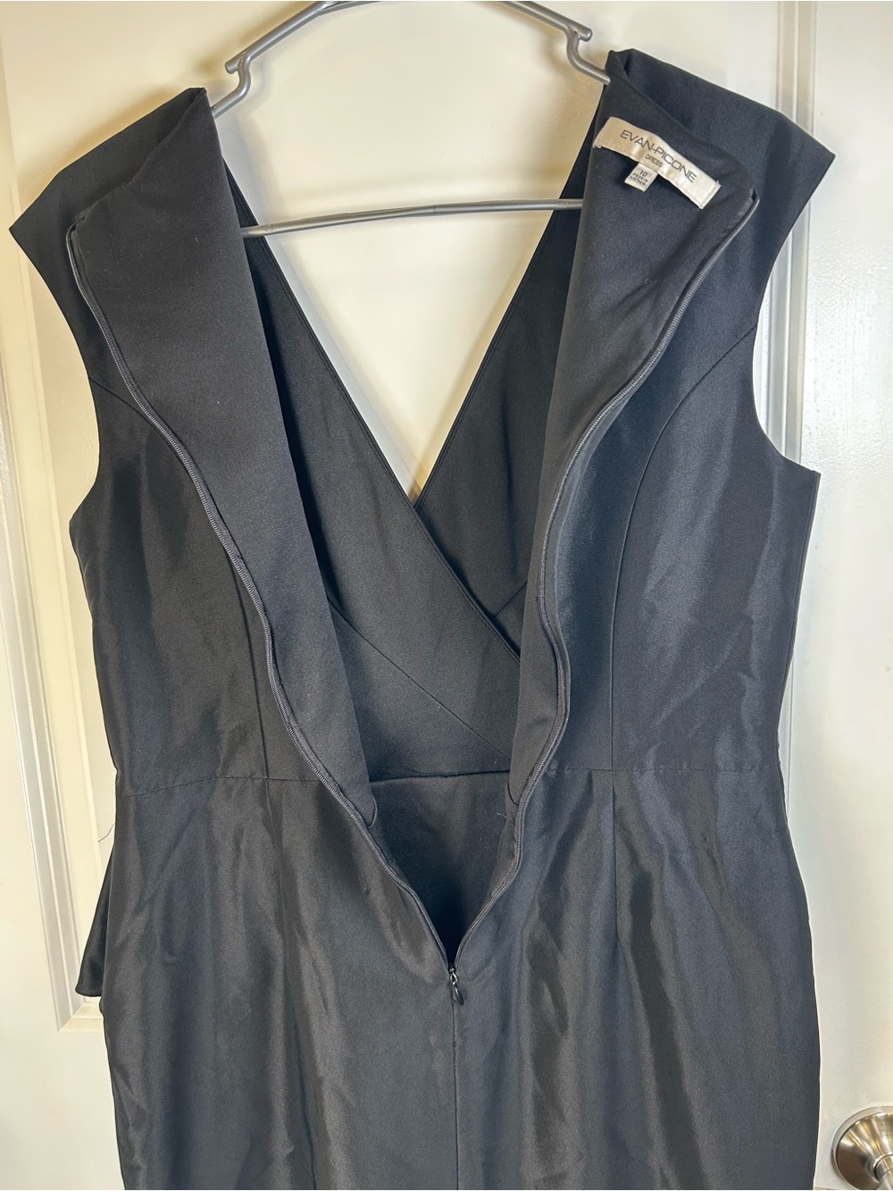 Evan-Picone Vintage Black Sleeveless Classic Cocktail Evening Dress Size 10 - Picture 5 of 10